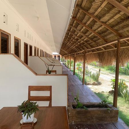 The Village Rua Beach Homestay Екстер'єр фото