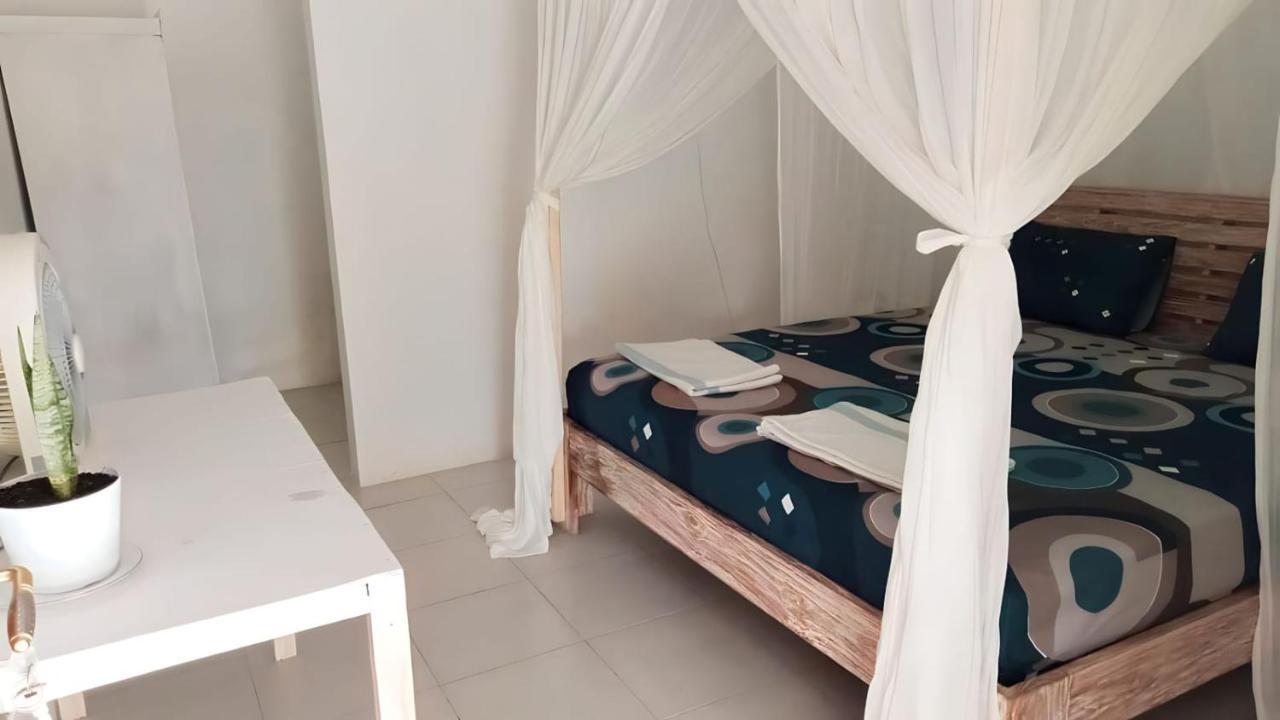The Village Rua Beach Homestay Екстер'єр фото