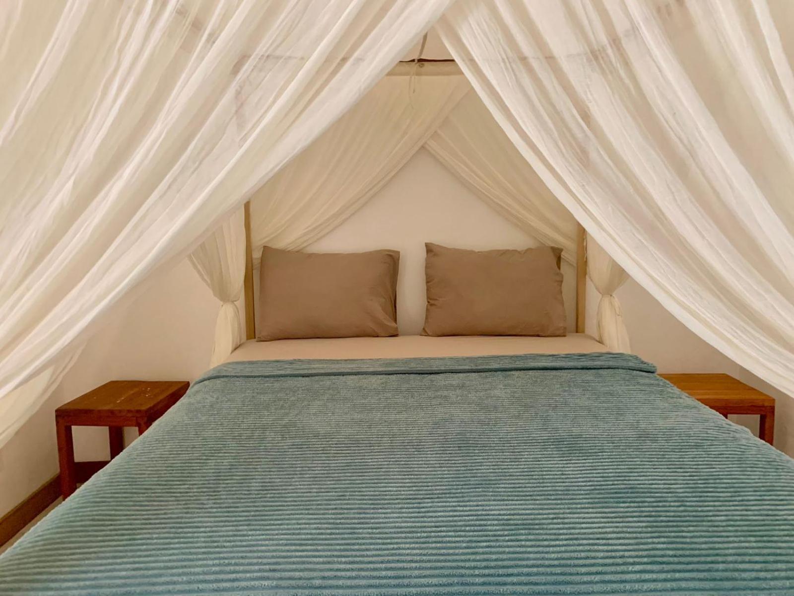 The Village Rua Beach Homestay Екстер'єр фото
