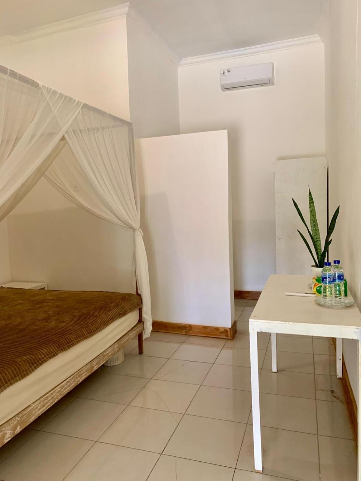 The Village Rua Beach Homestay Екстер'єр фото